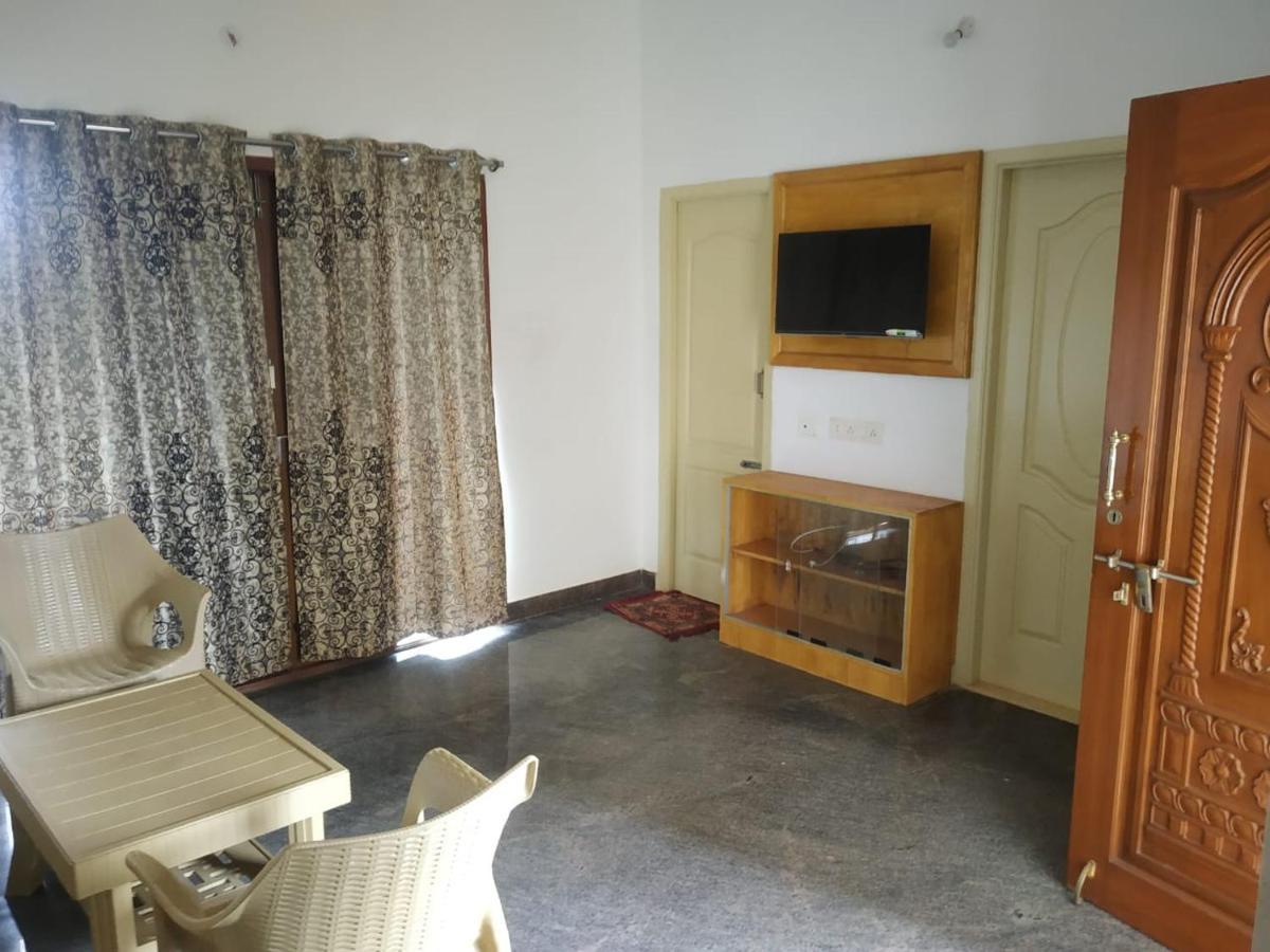 Thirumala Inn Yelagiri Ngoại thất bức ảnh